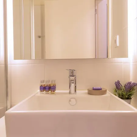 Guestready - Catorze De Outubro 417 *